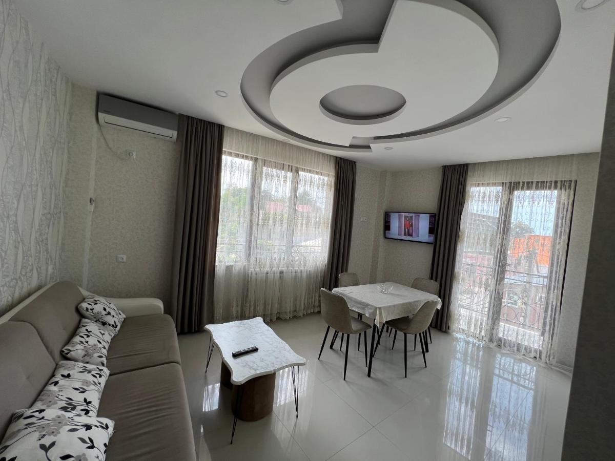 Andrea Villa Batumi Exterior photo